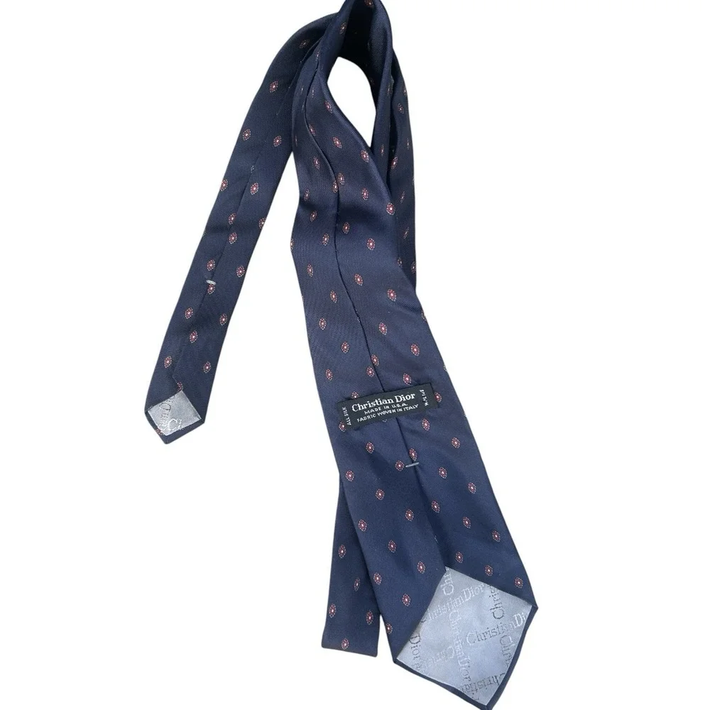 Christian Dior Mens Navy Silk Geometric Diamond Pattern‎ Necktie Made in USA Vtg